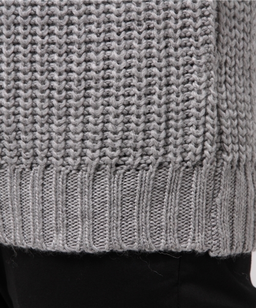 SEVENDAYS=SUNDAY（セブンデイズサンデイ）の「片アゼタートルネック　長袖プルオーバー（ニット/セーター・メンズ・ネイビー/レッド/オフホワイト/グレー・LARGE/SMALL/MEDIUM）」の9枚目の写真