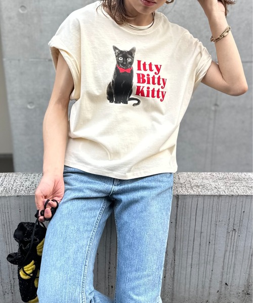 mi via loca（ミヴィアロカ）の「ターンバックCATロゴTシャツ（Tシャツ/カットソー・レディース・ライム/アイボリー/グレイッシュブルー・FREE）」の8枚目の写真