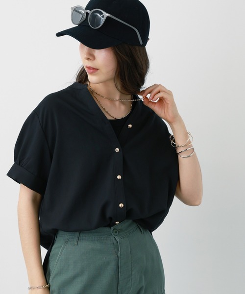 saloon（サルーン）の「SALOON(サルーン)/《新色登場》麻調合繊ブラウス【手洗い可】半袖（シャツ/ブラウス・レディース・ホワイト/グリーン/ブラック/ブルー/クリアグリーン・FREE）」の3枚目の写真