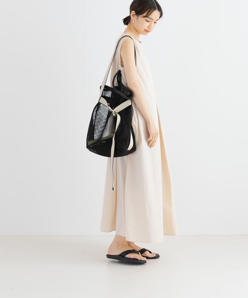 URBAN RESEARCH（アーバンリサーチ）の「メッシュベルトトートバッグ（トートバッグ・レディース・ブラック/ホワイト・-）」の7枚目の写真