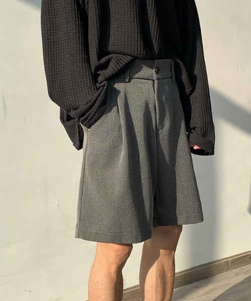 MGV(エムジーヴィー)の「Monotone Tuck Shorts(スラックス・メンズ・グレー/ブラック・MEDIUM/LARGE/X-LARGE)」の9枚目の写真