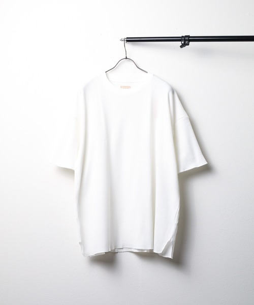 UNIVERSAL OVERALL(ユニバーサルオーバーオール)の「★UNIVERSAL OVERALL★ THERMAL LOOSE FIT SS TEE(Tシャツ/カットソー・レディース・ブラック/ホワイト・SMALL/MEDIUM/LARGE/X-LARGE)」の1枚目の写真