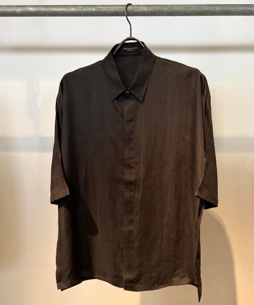 CUSTOM CULTURE（カスタムカルチャー）の「【Custom Culture】キュプラTWILL ドルマン ショートスリーブ シャツ（シャツ/ブラウス・メンズ・ライトベージュ/ブラウン系その他/ブラック/ホワイト系その他/サックスブルー・3/2）」の14枚目の写真