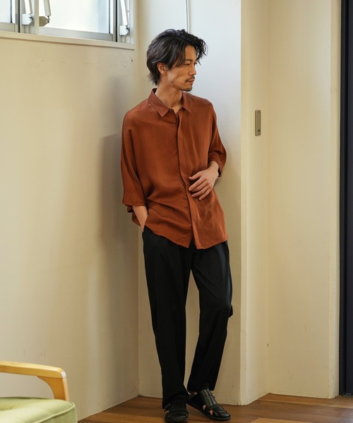 CUSTOM CULTURE（カスタムカルチャー）の「【Custom Culture】キュプラTWILL ドルマン ショートスリーブ シャツ（シャツ/ブラウス・メンズ・ライトベージュ/ブラウン系その他/ブラック/ホワイト系その他/サックスブルー・3/2）」の18枚目の写真