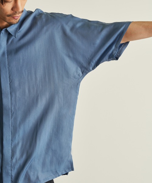 CUSTOM CULTURE（カスタムカルチャー）の「【Custom Culture】キュプラTWILL ドルマン ショートスリーブ シャツ（シャツ/ブラウス・メンズ・ライトベージュ/ブラウン系その他/ブラック/ホワイト系その他/サックスブルー・3/2）」の20枚目の写真