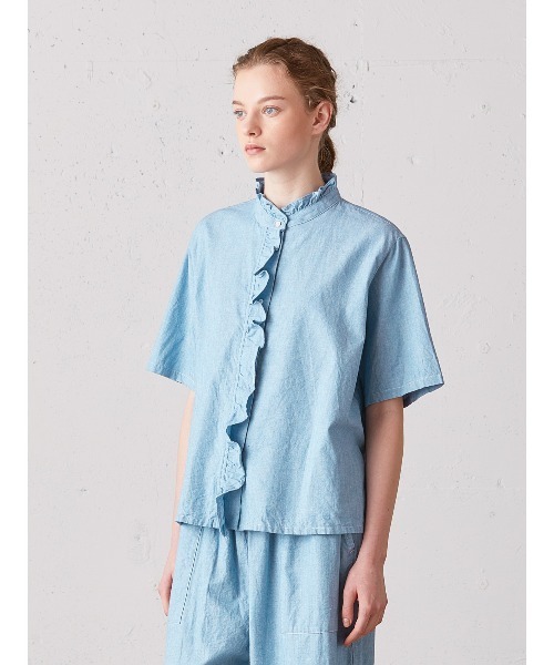【超美品】Midi Umi ミディウミ　フリルショートハーフスリーブシャツ MidiUmi(ミディウミ)のハーフスリーブフリルショートシャツ通販