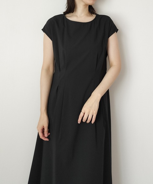 Virca(ヴィルカ)の「タックウエストワンピース(ワンピース・レディース・ブラック/イエロー/ネイビー・38)」の16枚目の写真