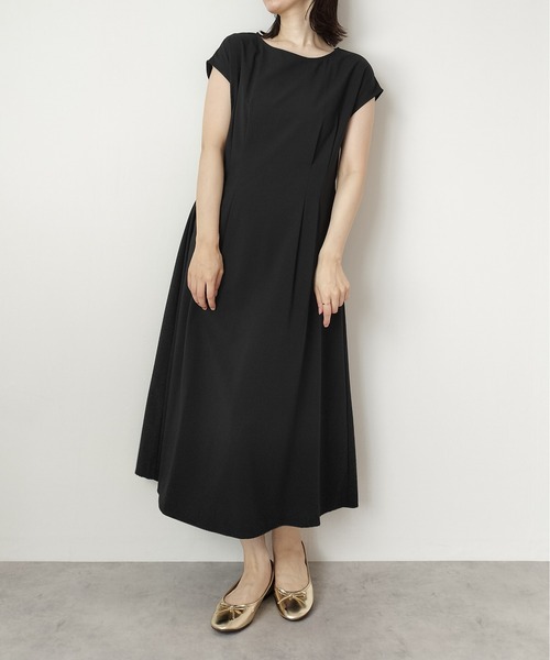 Virca(ヴィルカ)の「タックウエストワンピース(ワンピース・レディース・ブラック/イエロー/ネイビー・38)」の19枚目の写真