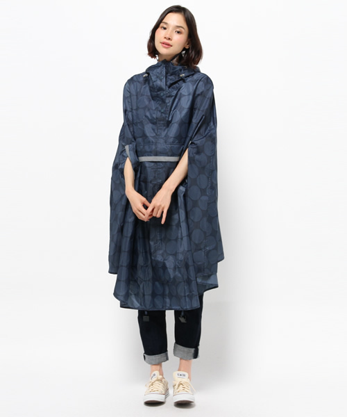 LBC(エルビーシー)の「レインサイクルコート(レインコート/ポンチョ・レディース・イエロー/グリーン/スカイブルー・ONE SIZE)」の3枚目の写真