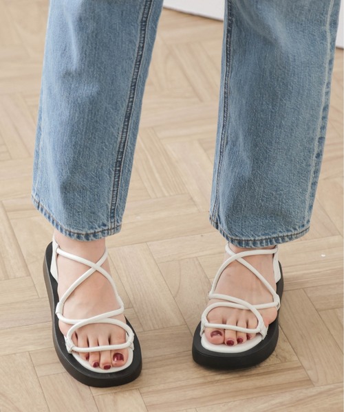 La-gemme（ラジェム）の「クロスストラップサンダル（サンダル・レディース・ホワイト/ブラック/ブラウン/オリーブ・36/37/40/38/39/35）」の19枚目の写真