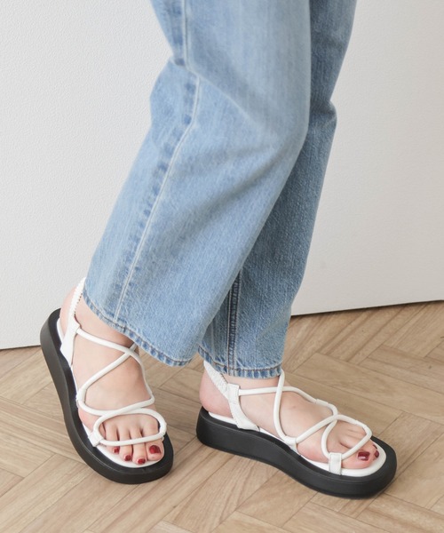 La-gemme（ラジェム）の「クロスストラップサンダル（サンダル・レディース・ホワイト/ブラック/ブラウン/オリーブ・36/37/40/38/39/35）」の21枚目の写真