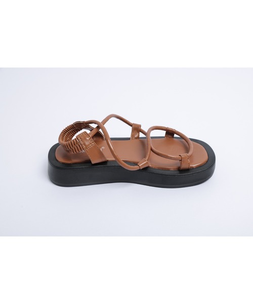 La-gemme（ラジェム）の「クロスストラップサンダル（サンダル・レディース・ホワイト/ブラック/ブラウン/オリーブ・36/37/40/38/39/35）」の11枚目の写真