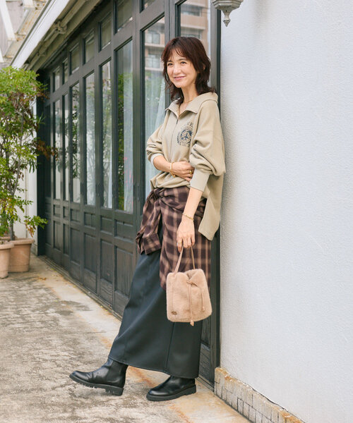 RIVE DROITE(リヴドロワ)の「【シーズンムードを高める】フェイクファーハンドバッグ(ハンドバッグ・レディース・ベージュ/ダークブラウン・FREE)」の4枚目の写真