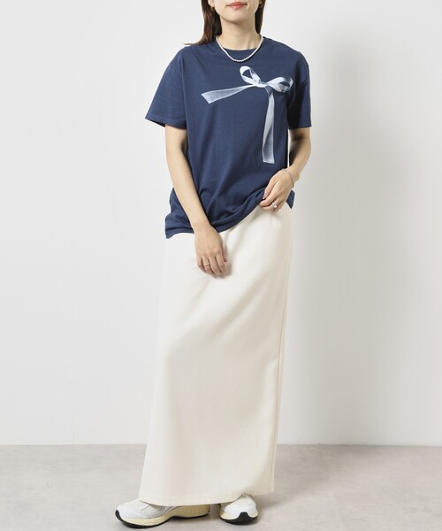 Firsthand（ファーストハンド）の「Firsthand/ファーストハンド オーガニックコットンビッグリボンプリントTシャツ / フロントデザインTシャツ（Tシャツ/カットソー・レディース・ブラック/ホワイト/ネイビー・FREE）」の18枚目の写真