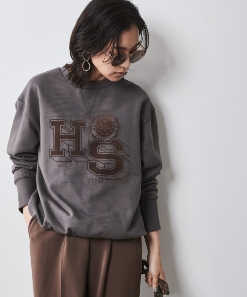 CHIC STYLE(シックスタイル)の「フロッキープリントスウェット <大きいサイズ有>シックスタイル(スウェット・レディース・ネイビー系/オフホワイト/チャコール・L/M/5L/4L/3L/LL)」の4枚目の写真