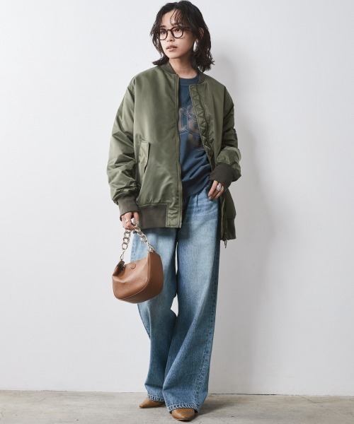 CHIC STYLE(シックスタイル)の「フロッキープリントスウェット <大きいサイズ有>シックスタイル(スウェット・レディース・ネイビー系/オフホワイト/チャコール・L/M/5L/4L/3L/LL)」の12枚目の写真