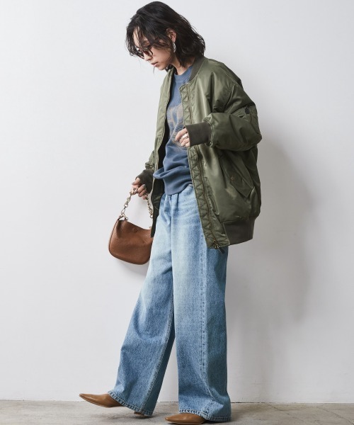CHIC STYLE(シックスタイル)の「フロッキープリントスウェット <大きいサイズ有>シックスタイル(スウェット・レディース・ネイビー系/オフホワイト/チャコール・L/M/5L/4L/3L/LL)」の13枚目の写真