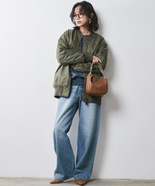 CHIC STYLE(シックスタイル)の「フロッキープリントスウェット <大きいサイズ有>シックスタイル(スウェット・レディース・ネイビー系/オフホワイト/チャコール・L/M/5L/4L/3L/LL)」の16枚目の写真
