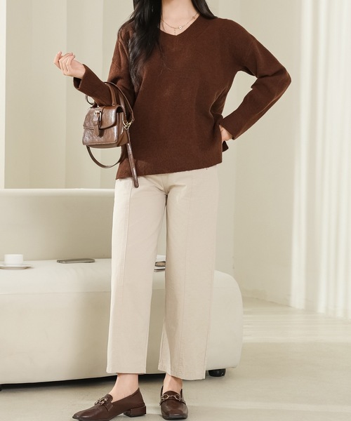 Lace Ladies(レースレディース)の「ソリッドカラー Vネック 長袖 ニット プルオーバー(ニット/セーター・レディース・ベージュ/ネイビー/ブラウン/グレー/アイボリー/ブラック・FREE)」の11枚目の写真