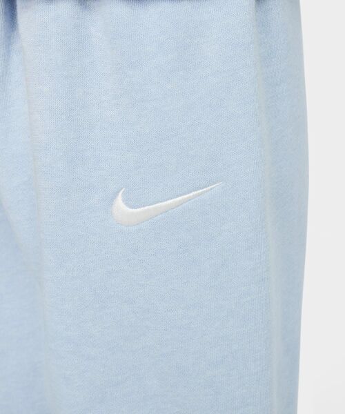 NIKE(ナイキ)の「ナイキ エッセンシャル ベビー ツーピース フリース クルー セットアップ / Nike Essentials Toddler 2-Piece Fleece Crew Set<90-100cm 展開>(セットアップ・キッズ・ブルー系その他2・95/90/100)」の4枚目の写真