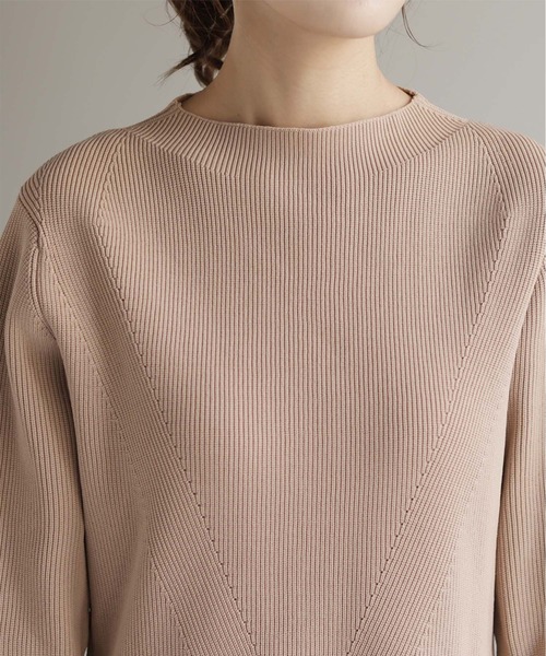 HUG.U（ハグユー）の「Aラインニットワンピース（ワンピース・レディース・グリーン/ベージュ/ブラック/アイボリー/グレー/ブルー/ブラウン系その他/グレー系その他/ブルー系その他/グリーン系その他/ブラック系その他・ミモレ丈/マキシ丈）」の21枚目の写真