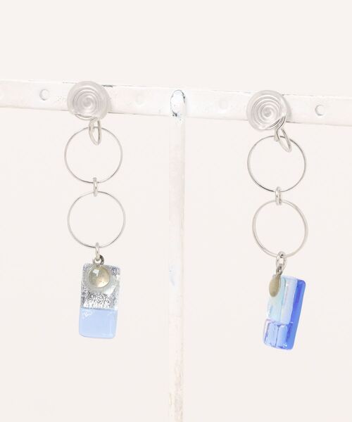 tone(トーン)の「【sawa】2連フープイヤリング(MA)(イヤリング・レディース・ブルー・FREE)」の6枚目の写真
