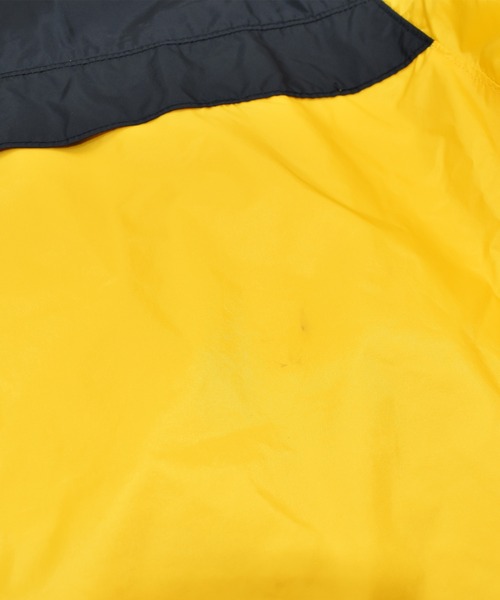 Columbia（コロンビア）の「【ヴィンテージ古着】90's Columbia パッカブル フルジップ パーカー ナイロンジャケット（ナイロンジャケット・メンズ・イエロー・LARGE）」の2枚目の写真