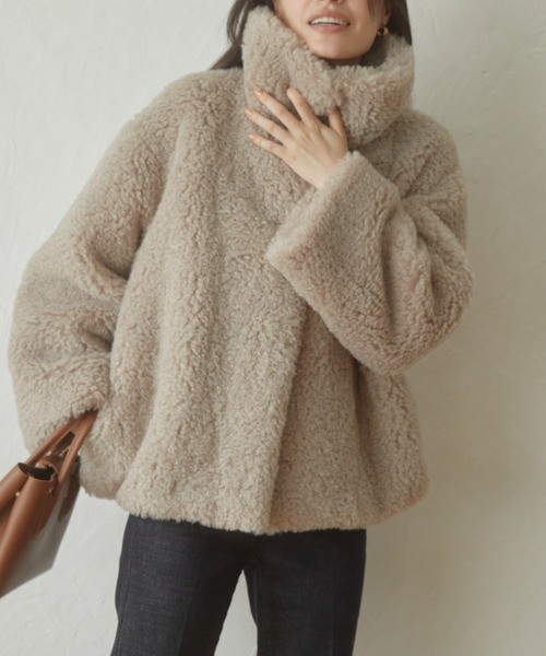 ACYM Teddy volume コート ACYM（アシーム）の「Fluffy boa volume ジャケット（ダウン