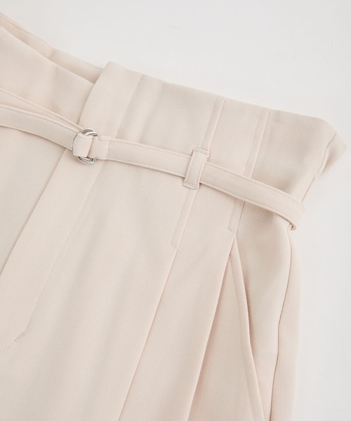 VIS（ビス）の「【美warm】ストレッチベルト付きハイウエストテーパードパンツ【アンチピリング/防シワ/洗える】（その他パンツ・レディース・ベージュ系その他/ブラウン系その他/チャコールグレー/ブラック系その他・SS/S/M/L）」の13枚目の写真