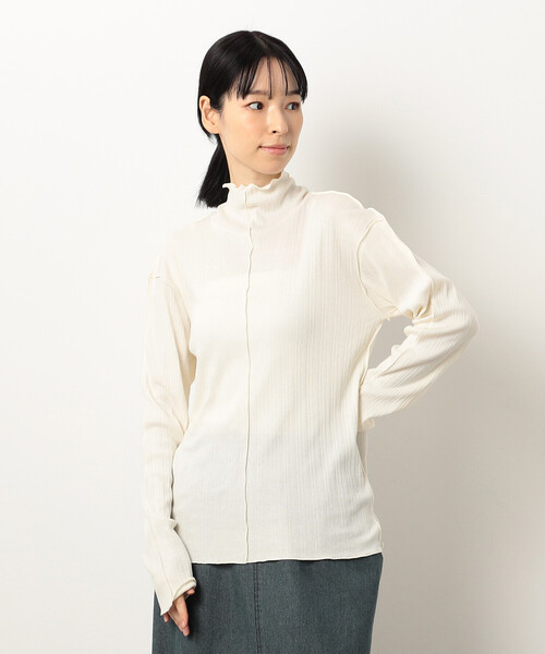 ONIGIRI（オニギリ）の「コットン ランダムリブ　ハイネックＴシャツ（長袖）（Tシャツ/カットソー・レディース・チャコール/イエロー/アイボリー/グリーン・FREE）」の2枚目の写真