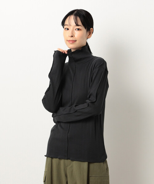 ONIGIRI（オニギリ）の「コットン ランダムリブ　ハイネックＴシャツ（長袖）（Tシャツ/カットソー・レディース・チャコール/イエロー/アイボリー/グリーン・FREE）」の11枚目の写真