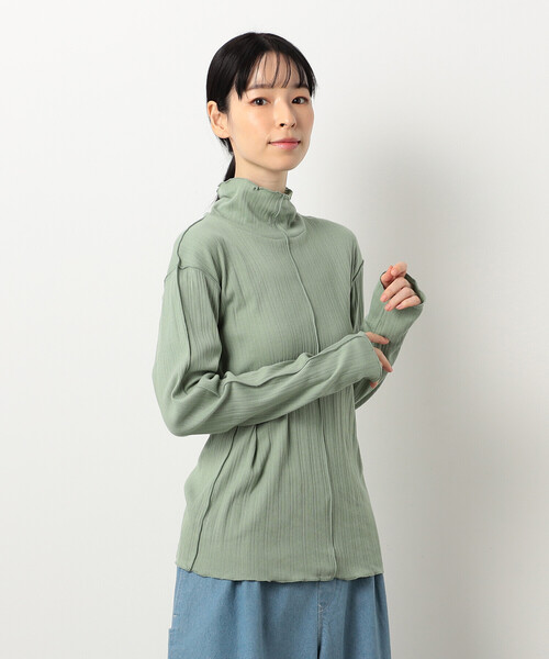 ONIGIRI（オニギリ）の「コットン ランダムリブ　ハイネックＴシャツ（長袖）（Tシャツ/カットソー・レディース・チャコール/イエロー/アイボリー/グリーン・FREE）」の19枚目の写真