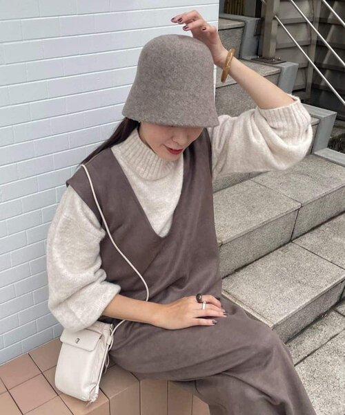 Remind me and forever(リマインドミーアンドフォーエバー)の「【@_misato___セレクト】ヤクタッチハイネックニット(ニット/セーター・レディース・モカ/トップグレー/チャコールグレー/アイボリー・FREE)」の7枚目の写真