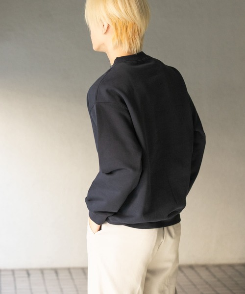 SENSE OF PLACE by URBAN RESEARCH（センスオブプレイスバイアーバンリサーチ）の「Dog Graphic Crew-neck Sweat（スウェット・メンズ・ライトグレー/ネイビー/レッド・MEDIUM/LARGE）」の20枚目の写真