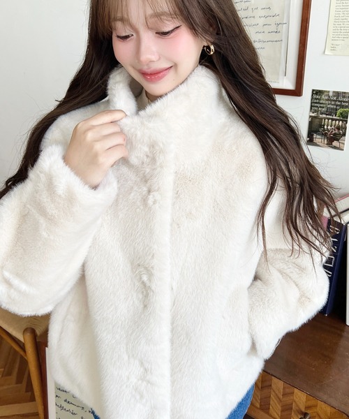 スタンドカラーレオパード柄ファーブルゾン（ブルゾン）｜LOULOU