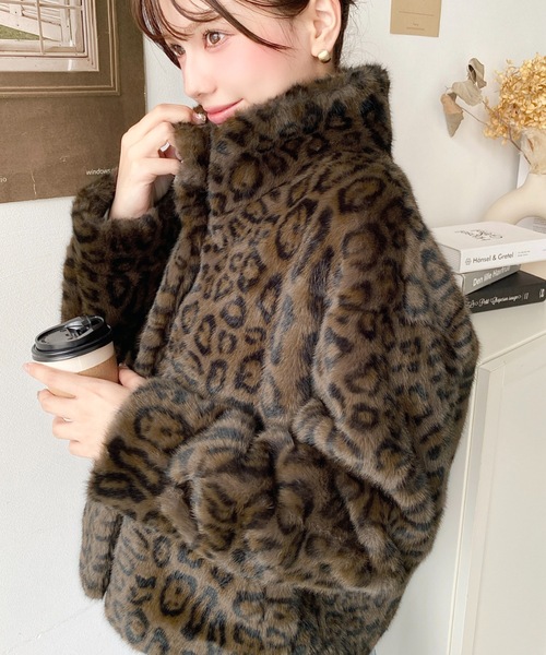 スタンドカラーレオパード柄ファーブルゾン（ブルゾン）｜LOULOU
