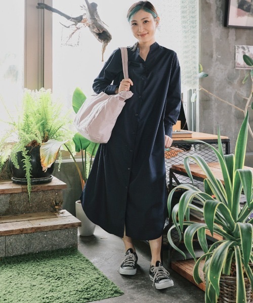 Bou Jeloud（ブージュルード）の「【はあちゅう×BouJeloud】２wayバックフレアシャツワンピース（シャツワンピース・レディース・ネイビー/ベージュ・FREE）」の8枚目の写真