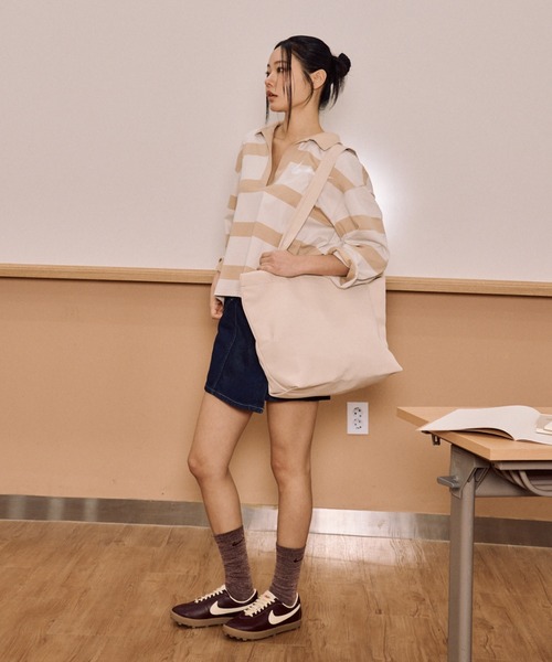NIKE（ナイキ）の「ナイキ ヘリテージ 2.0 トートバッグ (22L) / Nike Heritage 2.0 Tote Bag (22L) FZ1320-120 Oatmeal（トートバッグ・メンズ・アイボリー系・ONE SIZE）」の14枚目の写真
