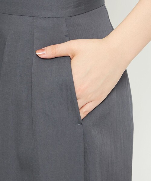 uncrave(アンクレイヴ)の「ドレープツイル ワイドパンツ(その他パンツ・レディース・ベージュ系/ダルブルー系/アイボリー系・1/2/0)」の9枚目の写真