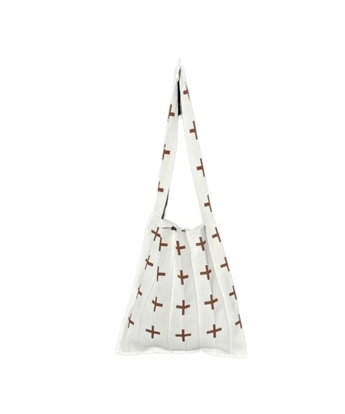 KNT365(ケイエヌティサンロクゴ)の「Knitty Cross(トートバッグ・レディース・クリーム/ピンク/ベージュ/ブラック/ブラウン・FREE)」の4枚目の写真