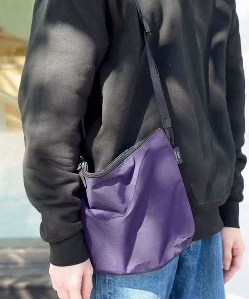 STANDARD SUPPLY(スタンダードサプライ)の「スタンダードサプライ / SIMPLICITY シンプリシティ / ZIP SHOULDER ジップショルダー(ショルダーバッグ・レディース・ブラック/レッド/グレー/チャコールグレー/ダークネイビー/モカ/マスタード/ダークパープル/サンドベージュ/グリーン/ブルー・FREE)」の10枚目の写真