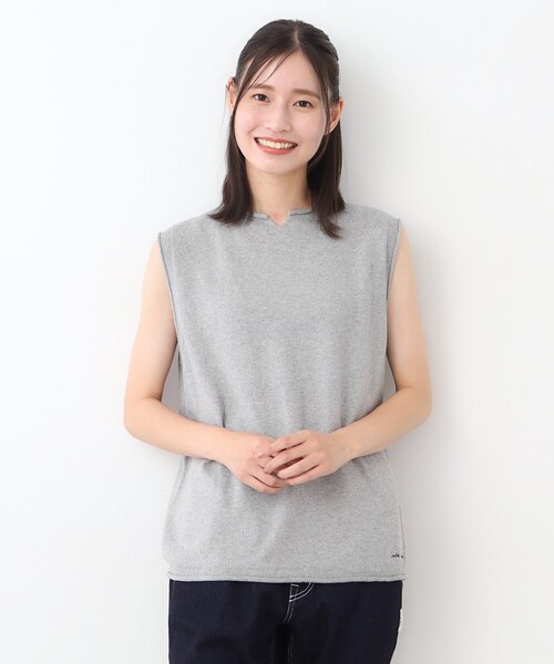 LAURA ASHLEY(ローラアシュレイ)の「【カラー追加!日本製/ワンマイルウエア】コツトン コンパクトヤーン ベスト(ベスト・レディース・ホワイト系/グリーン/ベージュ/アイボリー/グレー/ワインレッド・38)」の4枚目の写真