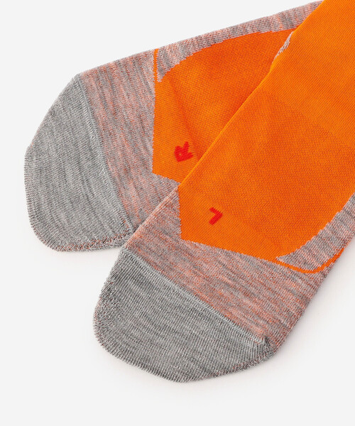 FALKE（ファルケ）の「FALKE ERGONOMIC SPORT SYSTEM | 16706 RU4 SHORT SOCKS WOMEN（ソックス/靴下・レディース・C/D/ホワイト系その他/ホワイト系その他2/グレー系その他/ブラック系その他/オレンジ系その他2・37/38）」の12枚目の写真