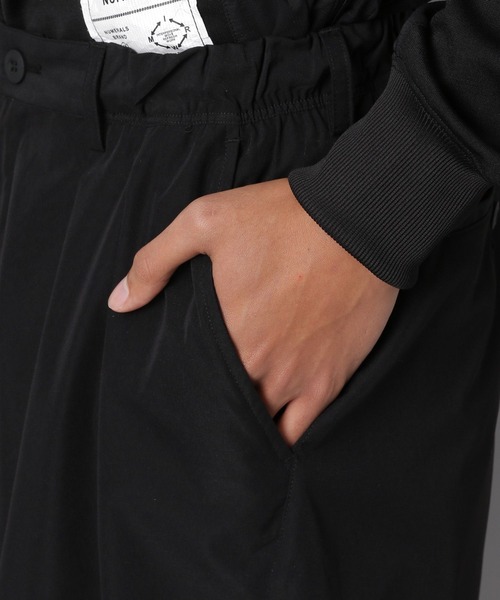NUMERALS（ヌメラルズ）の「【NUMERALS】ワイドショーツ（その他パンツ・メンズ・ブラック/カーキ・LARGE/MEDIUM/SMALL）」の9枚目の写真