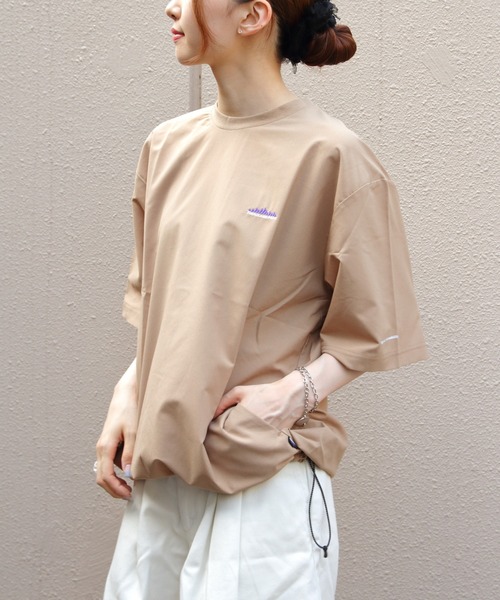 THOUSAND MILE（サウザンドマイル）の「THOUSAND MILE/サウザンドマイル　ドローコードTEE　 SHORTSLEEVE DRAWCORD TEE（Tシャツ/カットソー・メンズ・ベージュ/ブラック・M/S/L）」の2枚目の写真