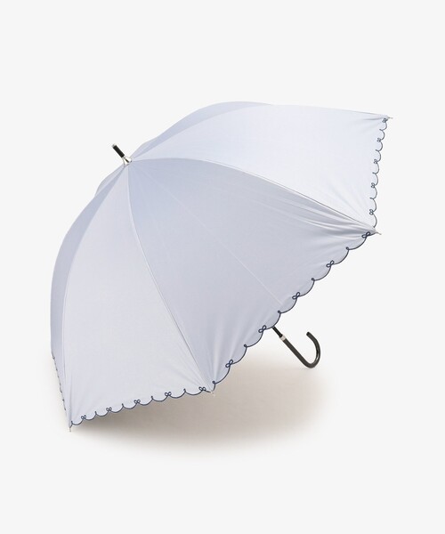 Afternoon Tea（アフタヌーンティー）の「【UVカット率・遮光率100%生地使用】スカラップリボン刺繍晴雨兼用長傘 日傘（長傘・レディース・ネイビー/ブルー/オフホワイト・ONE SIZE）」の3枚目の写真