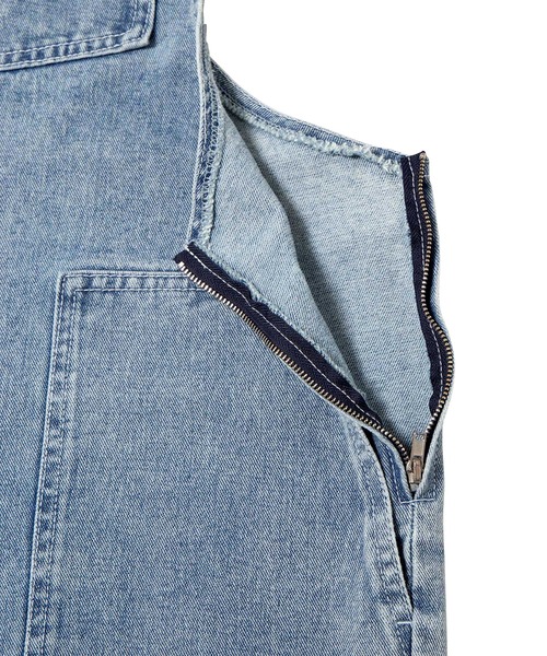 PUNYUS（プニュズ）の「ダメージデニムオーバーオール（サロペット/オーバーオール・レディース・ライトブルー・2/3/4/1）」の12枚目の写真