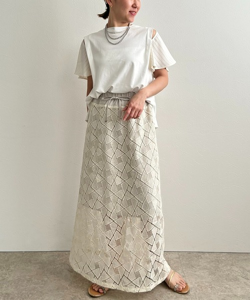 LHELBIE(レルビエ)の「フレア袖ドッキングトップス(Tシャツ/カットソー・レディース・ネイビー/ブラック/オフホワイト・M)」の6枚目の写真
