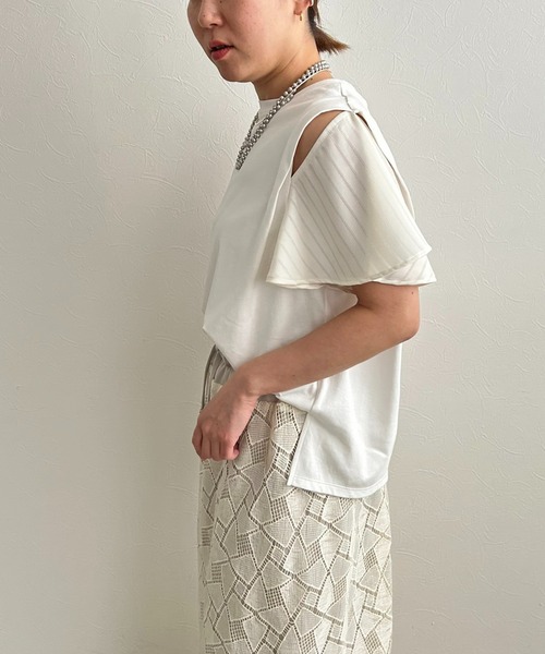 LHELBIE(レルビエ)の「フレア袖ドッキングトップス(Tシャツ/カットソー・レディース・ネイビー/ブラック/オフホワイト・M)」の12枚目の写真