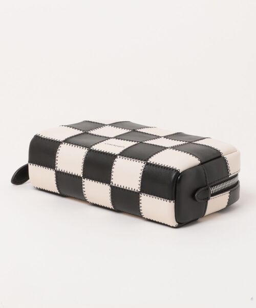 COACH(コーチ)の「コスメティック ポーチ・チェッカーボード アップクラフト レザー(ポーチ・レディース・マルチ/ブラック系その他・ONE)」の15枚目の写真
